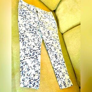 Liz Claiborne Crop pants blue white floral print
